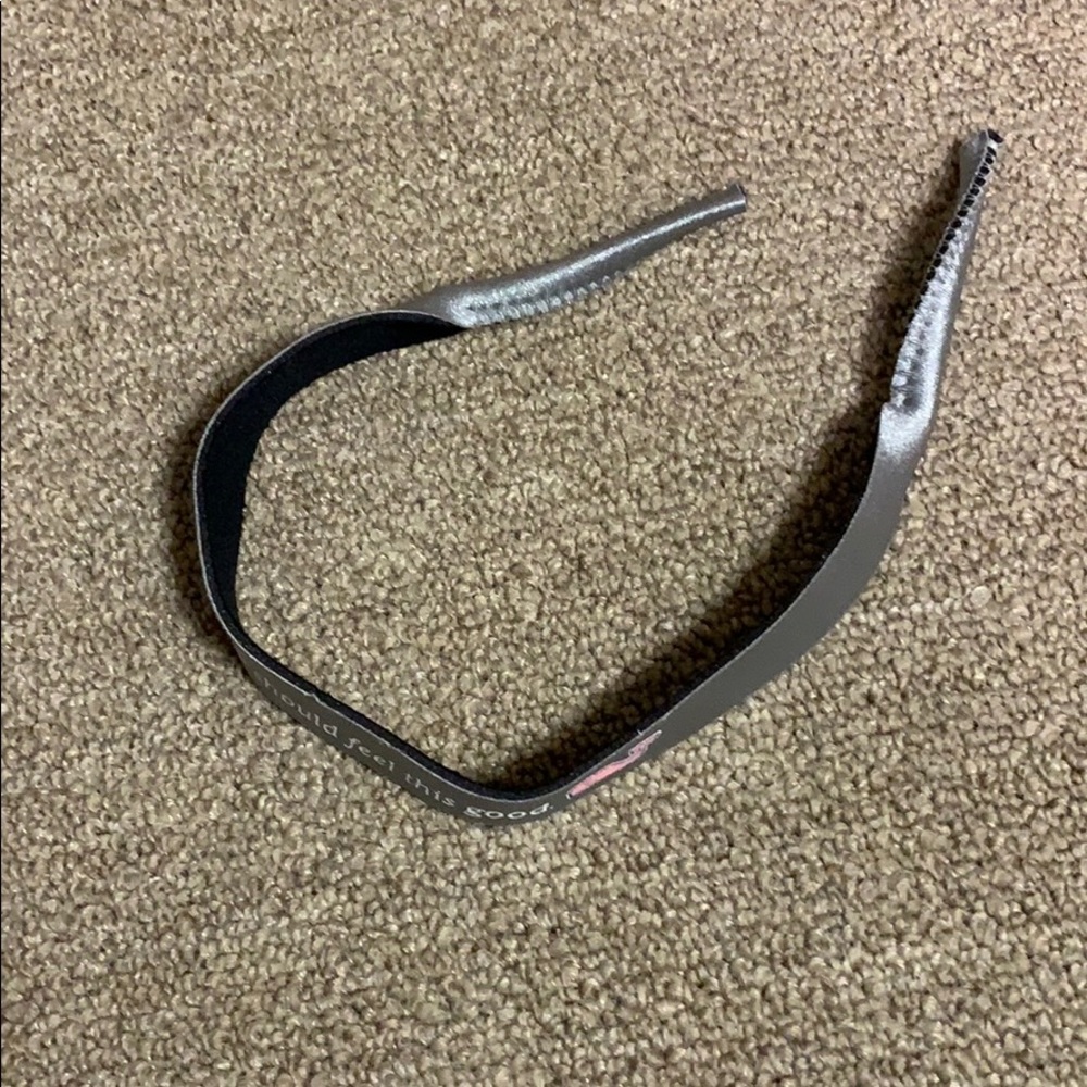 NWOT Vineyard Vines Croakies